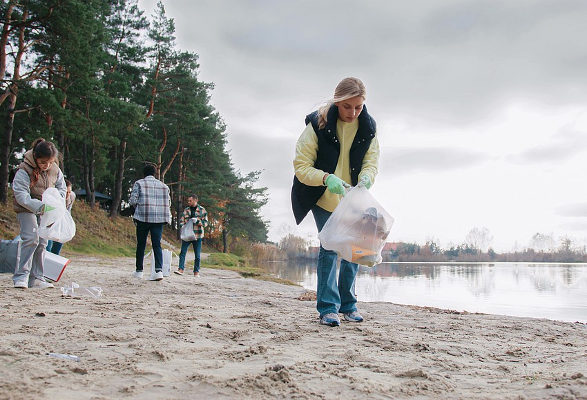 Town of Windermere hosts Lakes Cleanup Day