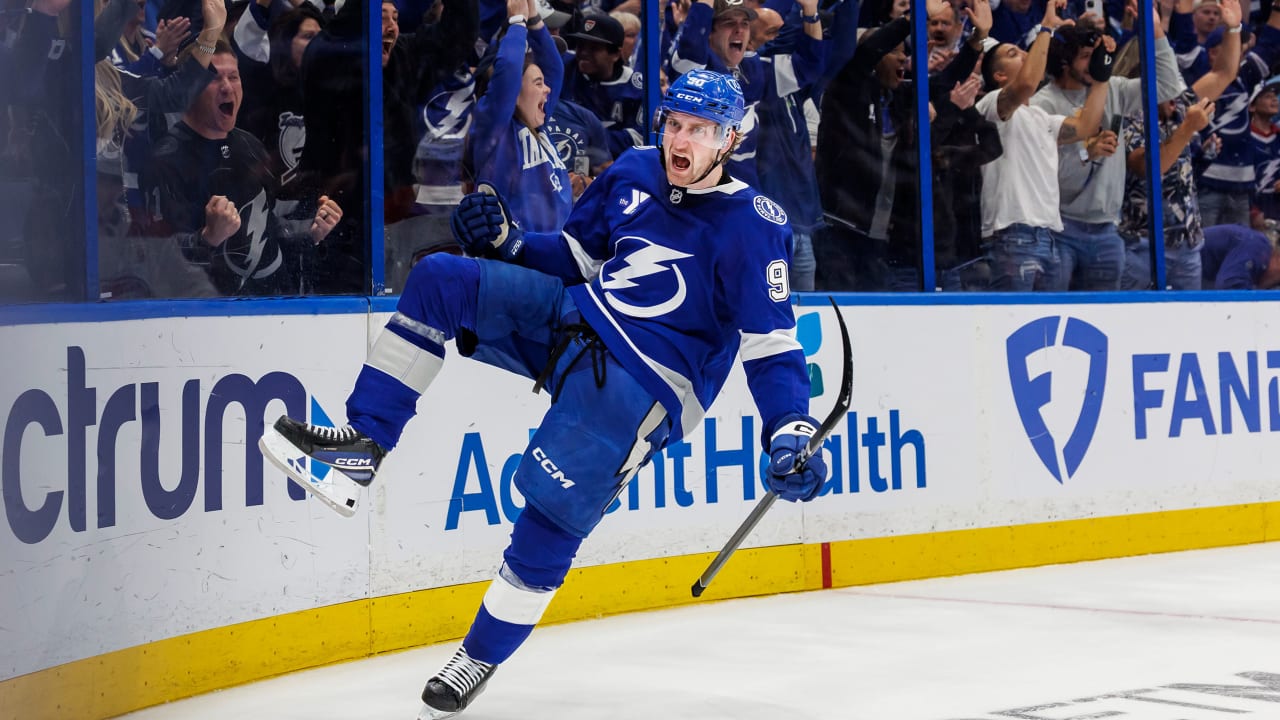Moser's OT goal lifts Lightning past Canadiens in Game 2