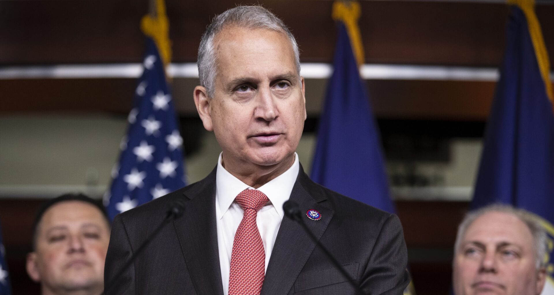 Mario Díaz-Balart confirms he’s staying in CD 26 after map change