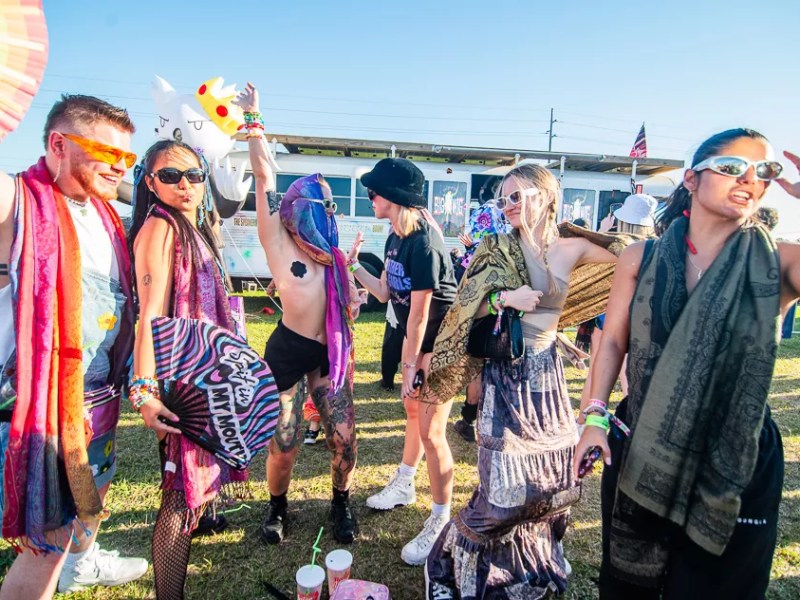 The Florida Groves Festival is back in Orlando for a long weekend of blazin’ art and music