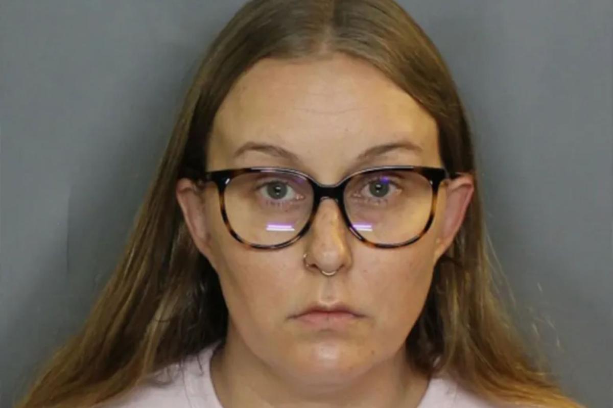 Florida teacher admits having sex with underage student multiple times on campus: sheriff