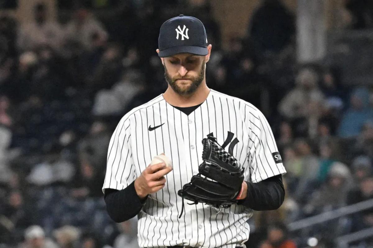 Yankees' late rally falls short after bullpen implodes in loss to Marlins