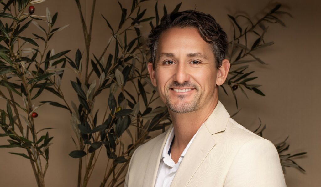 The internet has too much information. That’s why bundleIQ is betting on what’s not online.