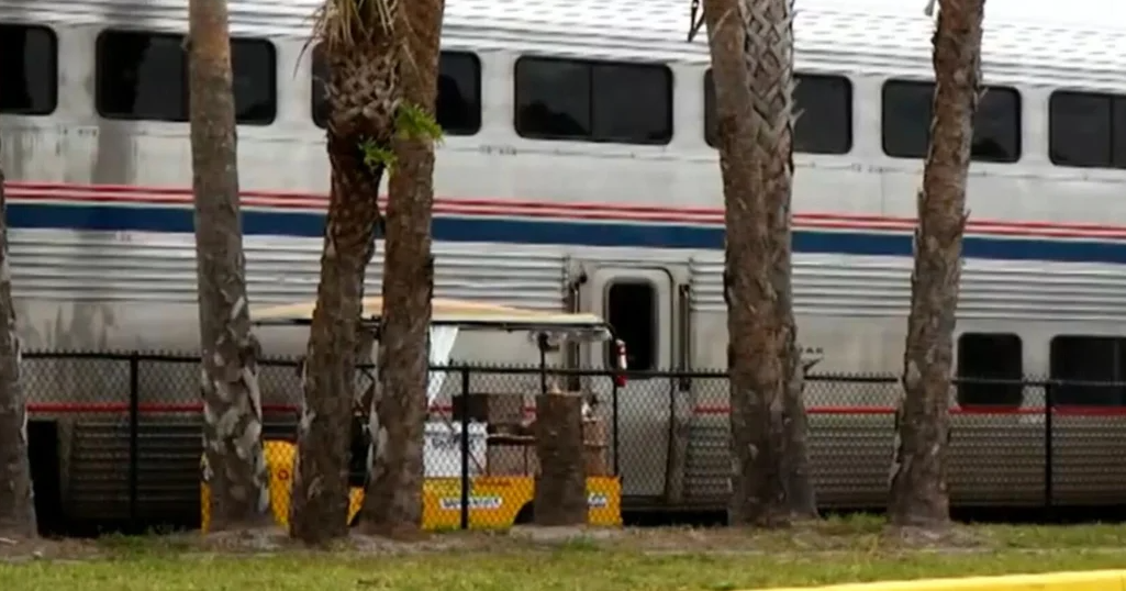Florida wildfire strands Amtrak passengers for over 24 hours