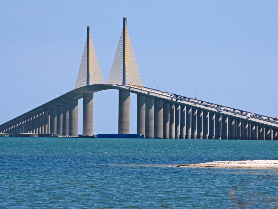 Man Disappears In Water Near Sunshine Skyway Bridge