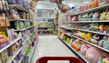 Which Stores Are Open And Closed On Easter In Miami 2026