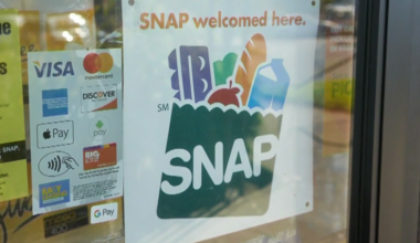 Broward woman accused of stealing SNAP benefits from more than 200 people, prosecutors say