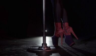 Fired dancer attacks North Miami Beach strip club manager with pole, cops say – NBC 6 South Florida