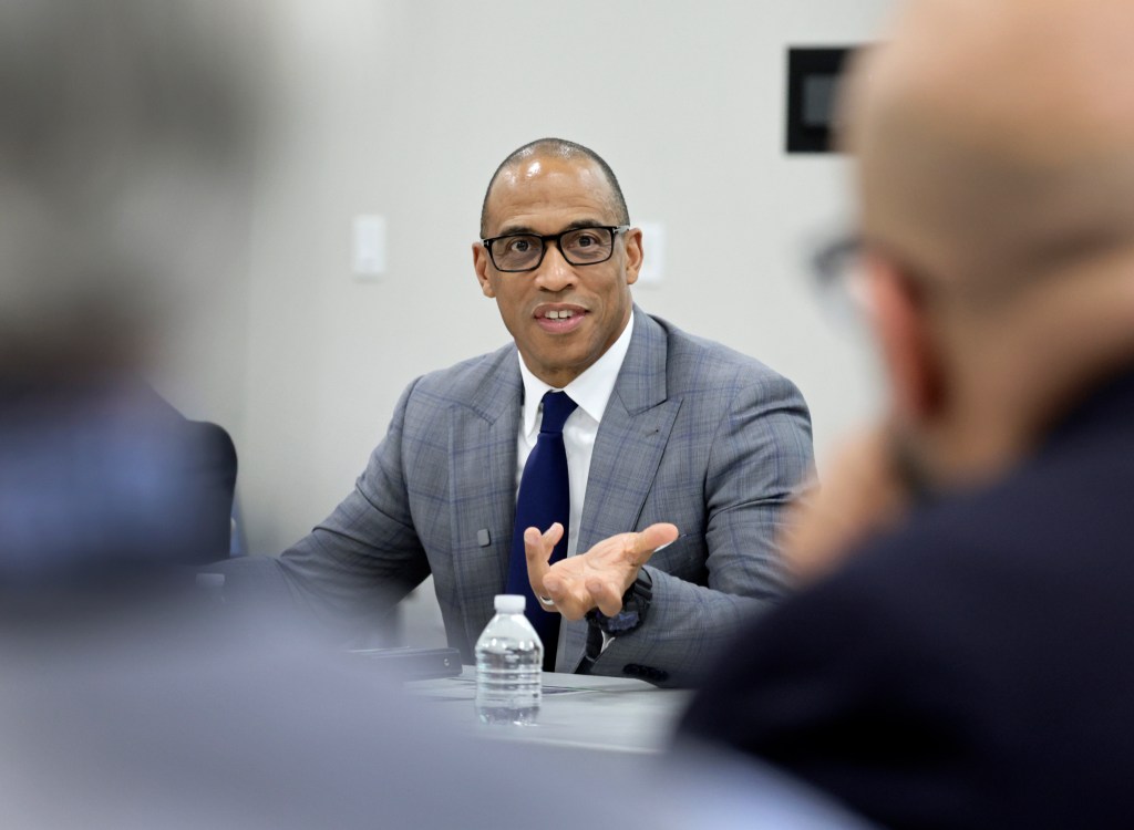 HUD secretary visits Fort Lauderdale to pitch updated Opportunity Zone program – Sun Sentinel