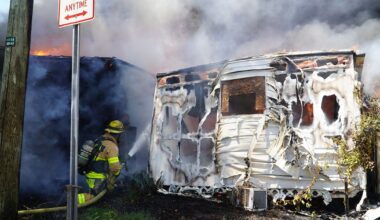 Tampa mobile home fire spreads to at least 4 residences, dog rescued: TFR