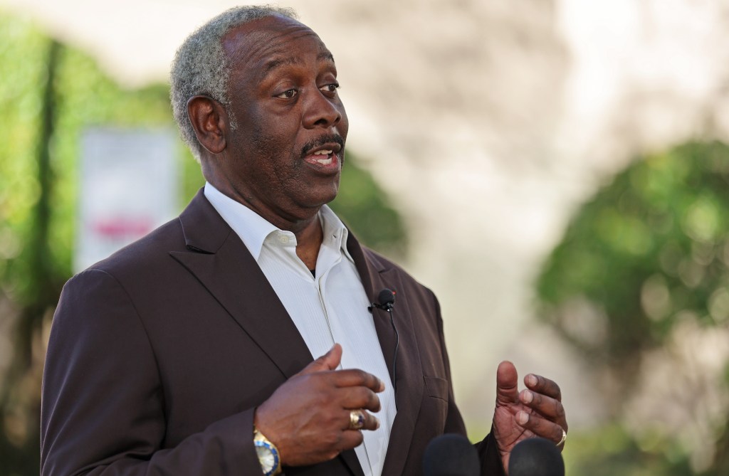 With no deal at deadline, Orange’s negotiations over ICE reimbursement will continue, Mayor says – Orlando Sentinel