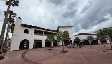Universal Studios Florida Entrance Building (Almost) Completely Painted White