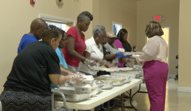 Church volunteers deliver hot weekend meals to seniors to fill assistance gap