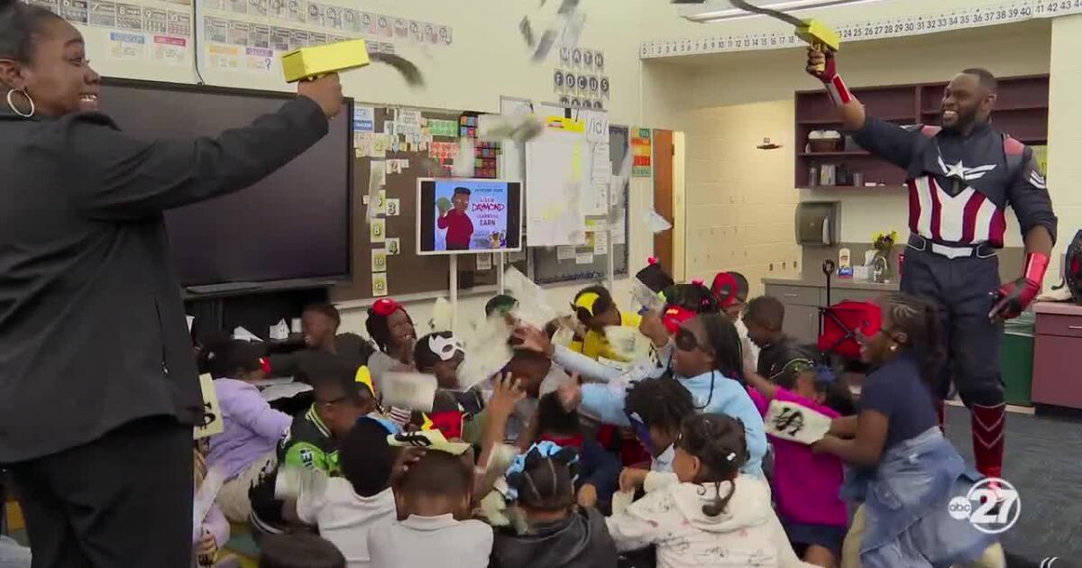 Superhero program teaches Tallahassee first graders about money