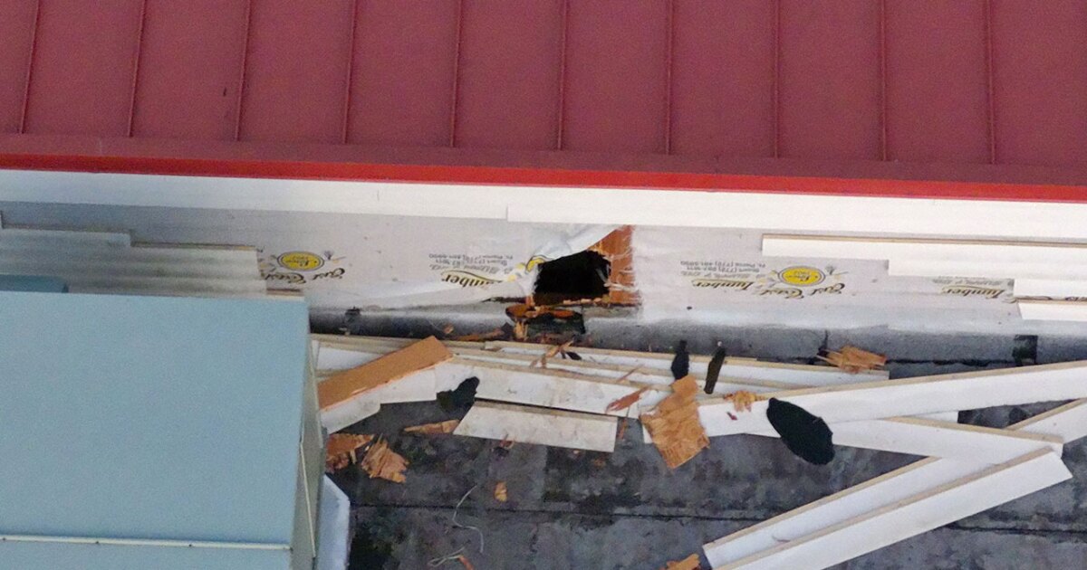 Burglar breaks through restaurant roof, causing extensive damage