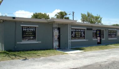 Man, 20, charged in shooting of Fort Pierce pawn shop manager