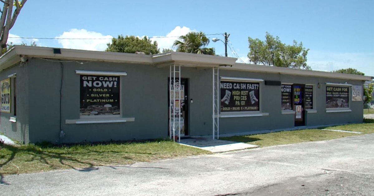 Man, 20, charged in shooting of Fort Pierce pawn shop manager