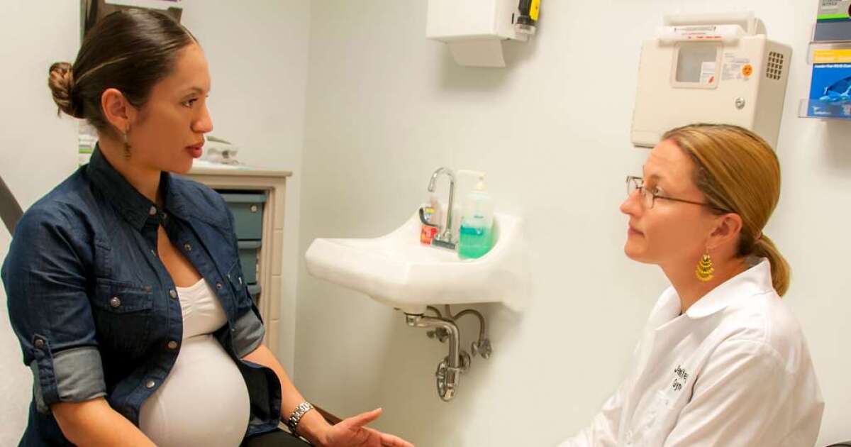New Lee Health residency looks to help Ob/Gyn shortage | WGCU News