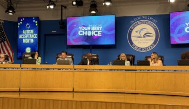 Miami-Dade school board grudgingly approves charter expansion
