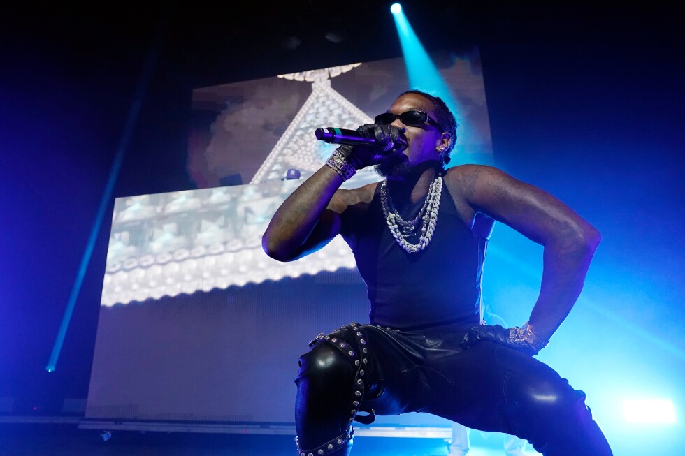 Rapper Offset ambushed by large group in Florida casino robbery attempt