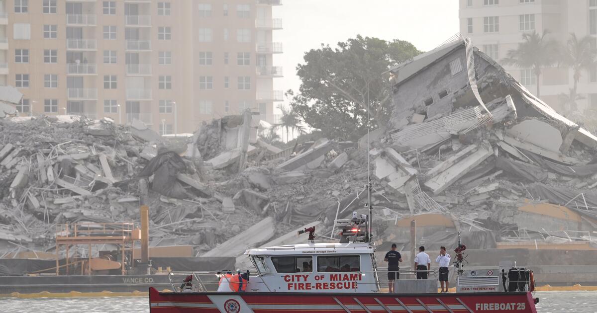 A 23-story hotel in exclusive Miami locale vanishes in seconds with implosion