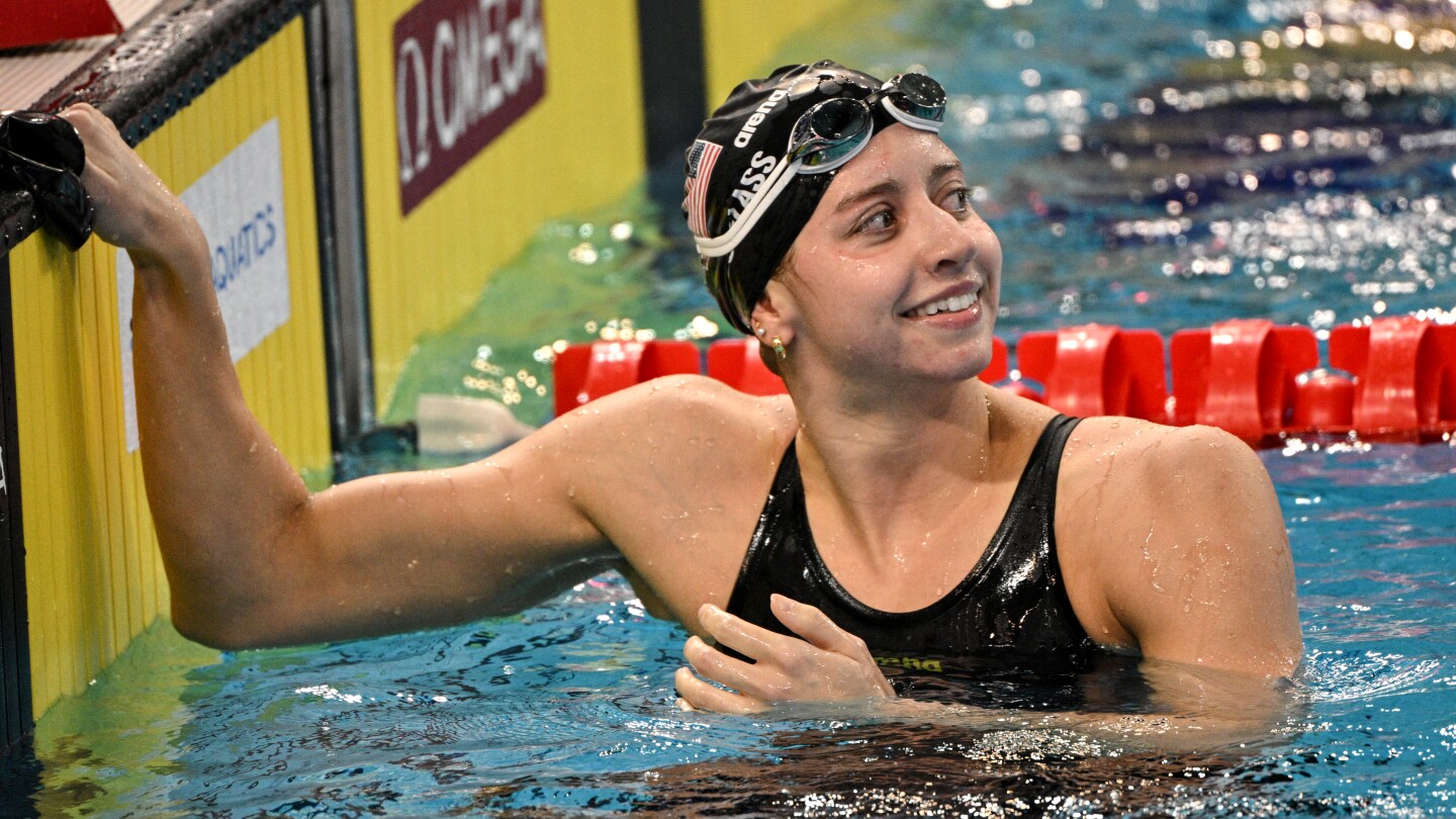 Kate Douglass wins 2 races in 12-minute span in Fort Lauderdale