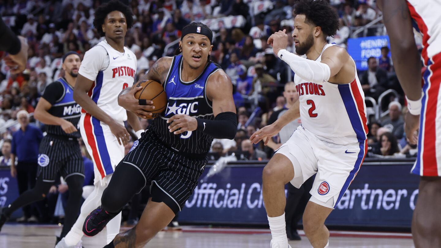 Orlando takes over in clutch, closes game on 9-0 run to beat Detroit, take 2-1 series lead