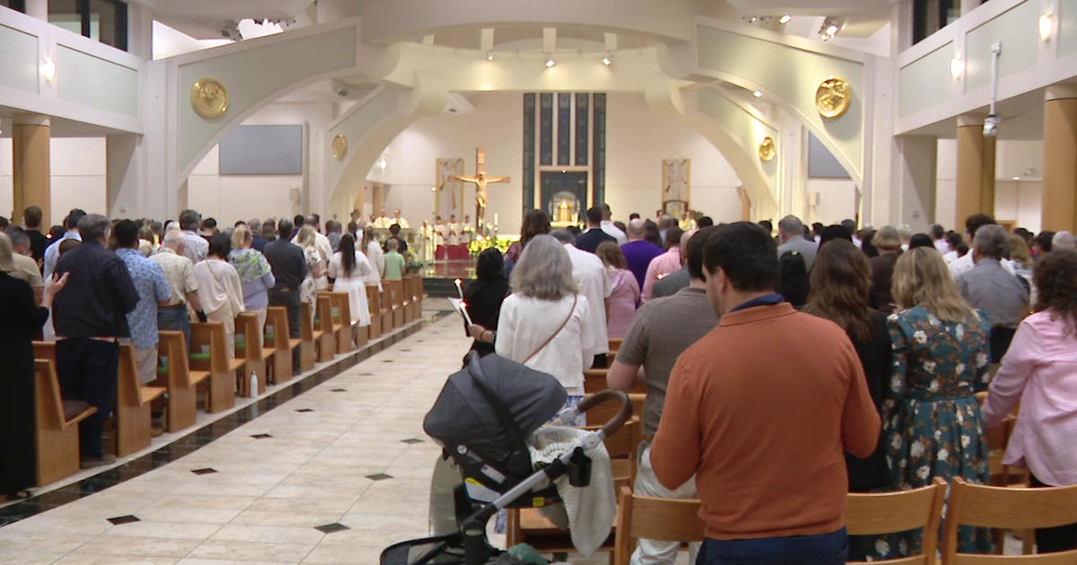 More than 700 new members welcomed to the Diocese of St. Petersburg at Easter Vigil Service