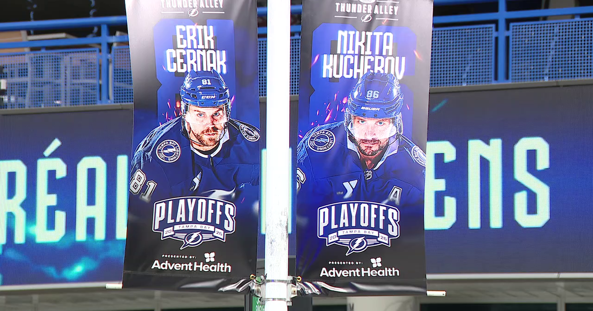 Lightning fans bring playoff energy to Thunder Alley despite Game 1 loss