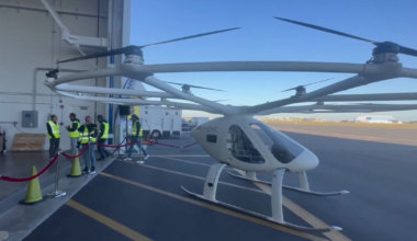Gov. DeSantis signs new Florida law paving way for air taxis and advanced air mobility