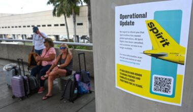 US airlines step up as Spirit winds down