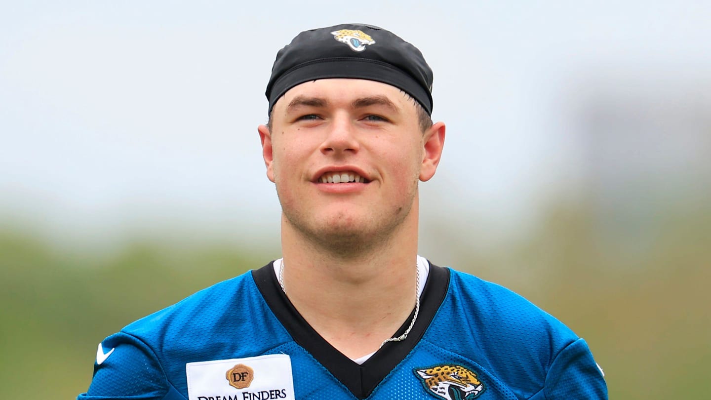 Jacksonville Jaguars tight end Nate Boerkircher (87) smiles during rookie minicamp at the Miller Electric Center, Saturday, May 9, 2026 in Jacksonville, Fla. Today was the second of a three day camp concluding Sunday.