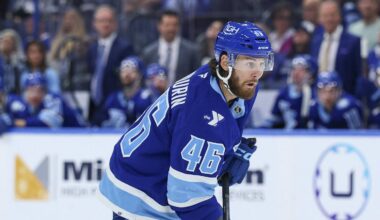 Lightning Re-Sign Scott Sabourin as Tampa Bay Begins Important Offseason Decisions