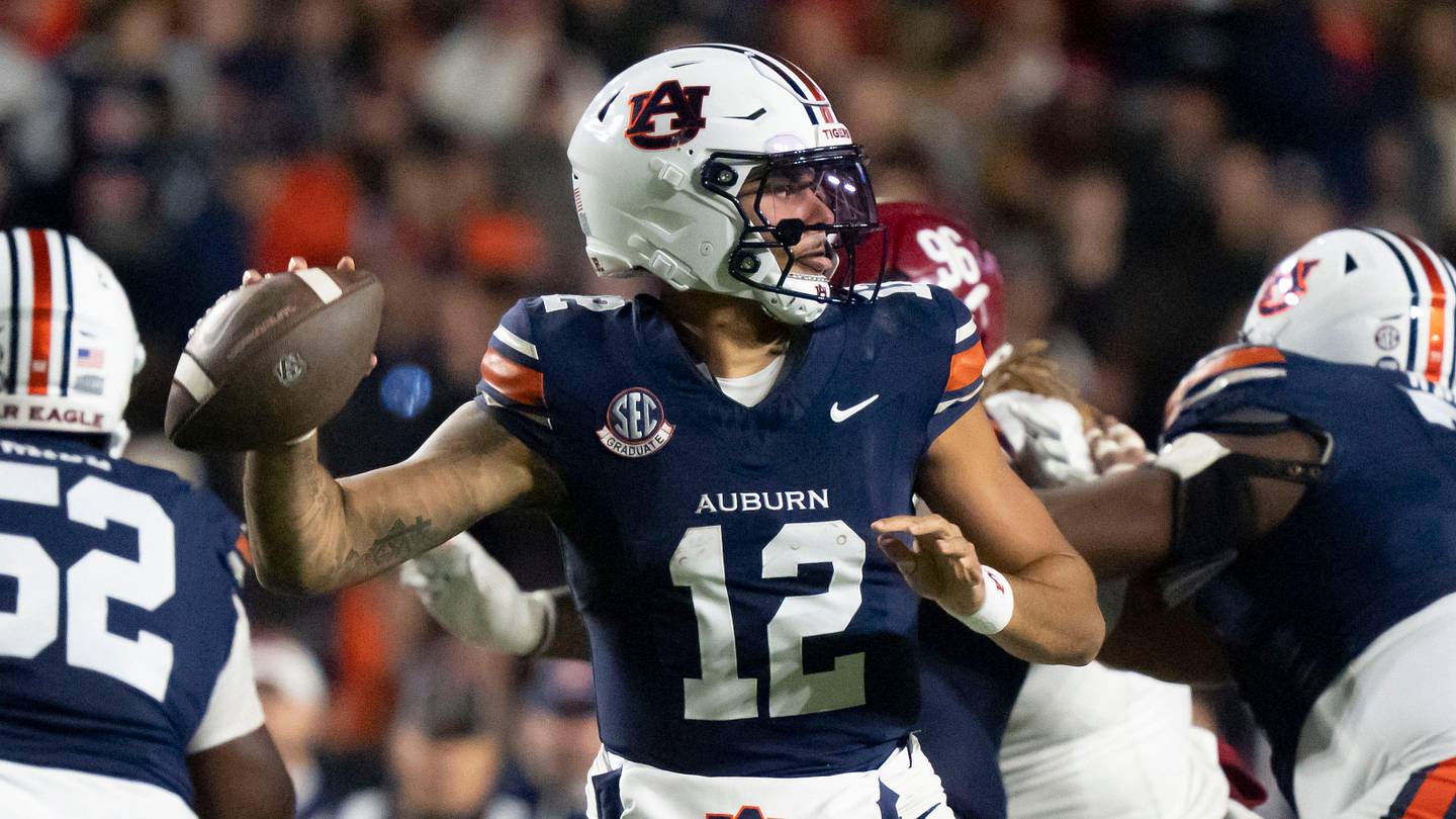Florida State Football’s Quarterback Outlook Remains National Talking Point
