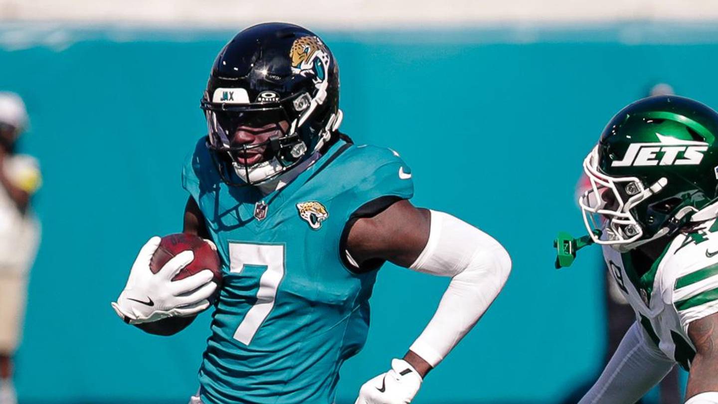 Dec 14, 2025; Jacksonville, Florida, USA;Jacksonville Jaguars wide receiver Brian Thomas Jr. (7) runs after a catch against the New York Jets at EverBank Stadium.