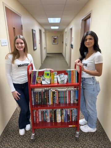 Hootie’s Lending Library materials for Southwest Florida cancer patients