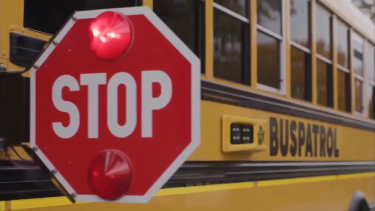 M-DCPS’ controversial bus camera program resumes; officials say footage will be reviewed before issuing tickets - WSVN 7News | Miami News, Weather, Sports