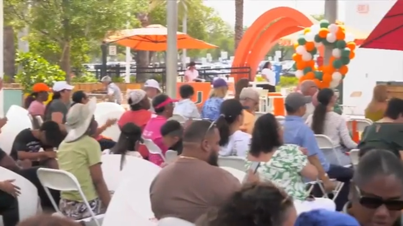 Cancer Survivorship Celebration event held in Dolphin Mall to honor cancer survivors - WSVN 7News | Miami News, Weather, Sports