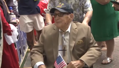 WWII veteran celebrates 104th birthday in Fort Lauderdale with special birthday party - WSVN 7News | Miami News, Weather, Sports