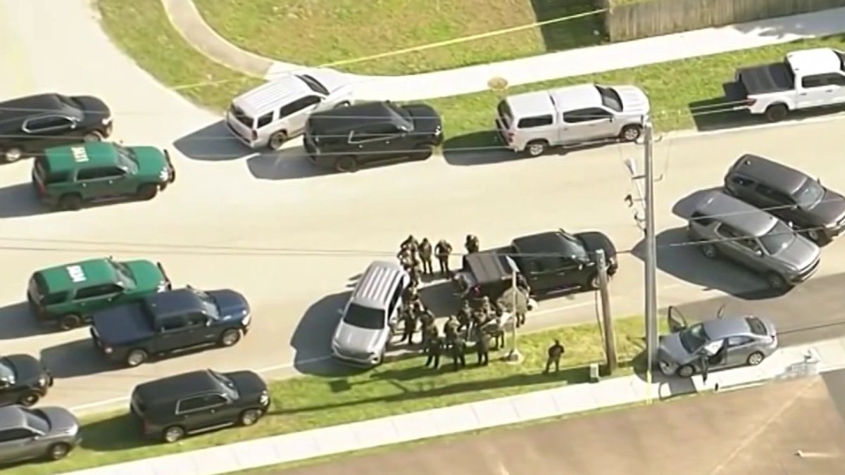 5 in custody after shooting, pursuit and bailout in Lauderdale Lakes, BSO says – NBC 6 South Florida