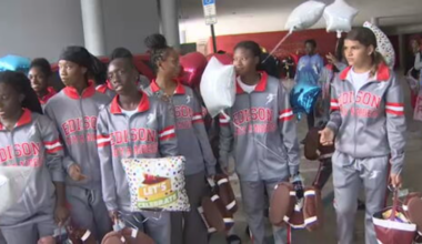 Miami Edison High girls’ flag football competing in state semifinals in Tampa - WSVN 7News | Miami News, Weather, Sports