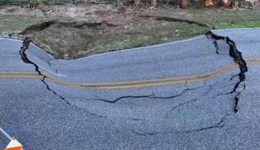Massive sinkhole near Orlando causes major concern for residents - WSVN 7News | Miami News, Weather, Sports