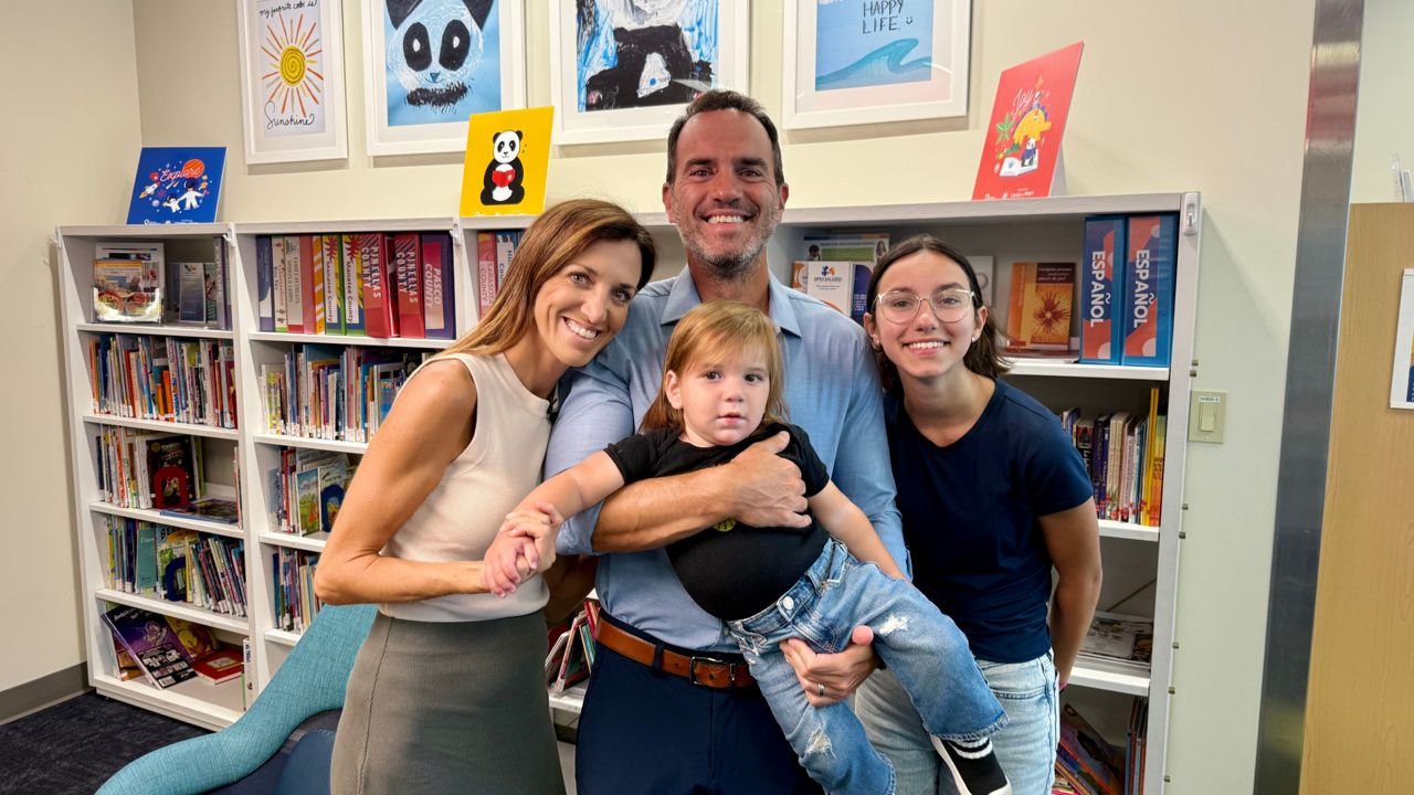 The Loughran-Fox family. (Spectrum News/Erin Murray)