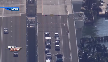 17th Street bridge in Fort Lauderdale stuck; EB traffic backed up to US1 - WSVN 7News | Miami News, Weather, Sports