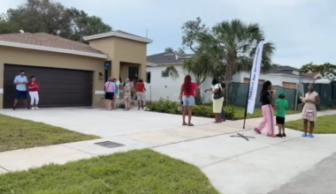 Habitat for Humanity dedicates new homes to 4 families in Fort Lauderdale - WSVN 7News | Miami News, Weather, Sports