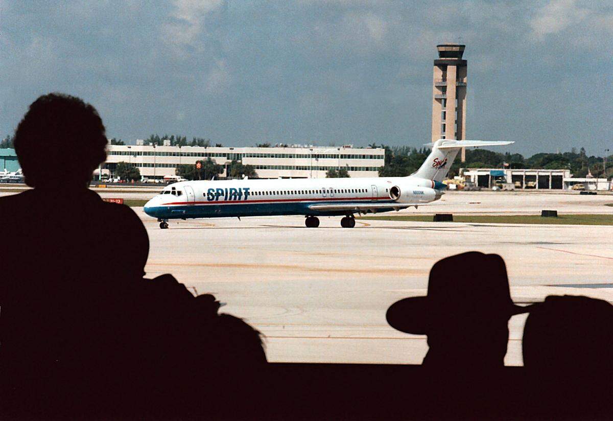 In 2000, a Spirit Airlines jet heads toward the gate in Fort Lauderdale after arriving from Chicago.