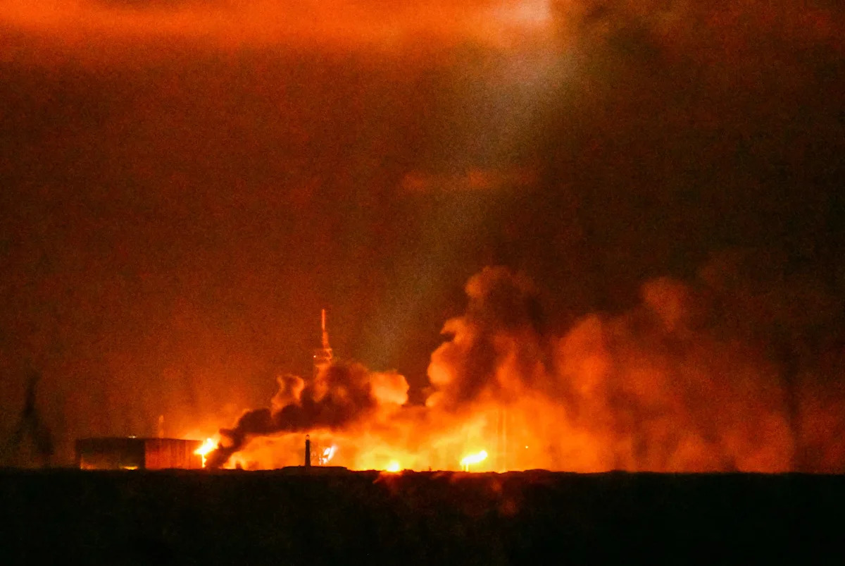 Bezos-owned rocket explodes in Florida, deals blow to Blue Origin