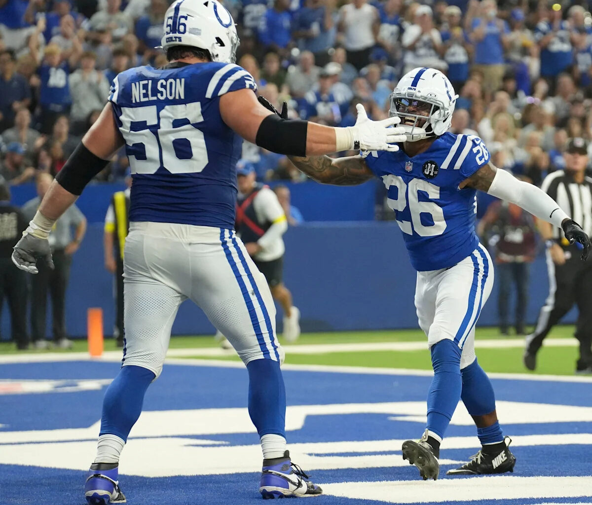 Nebraska legend signs with Jacksonville Jaguars