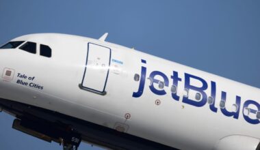 JetBlue adds more flights, launches loyalty status match for former Spirit travelers – NBC 6 South Florida