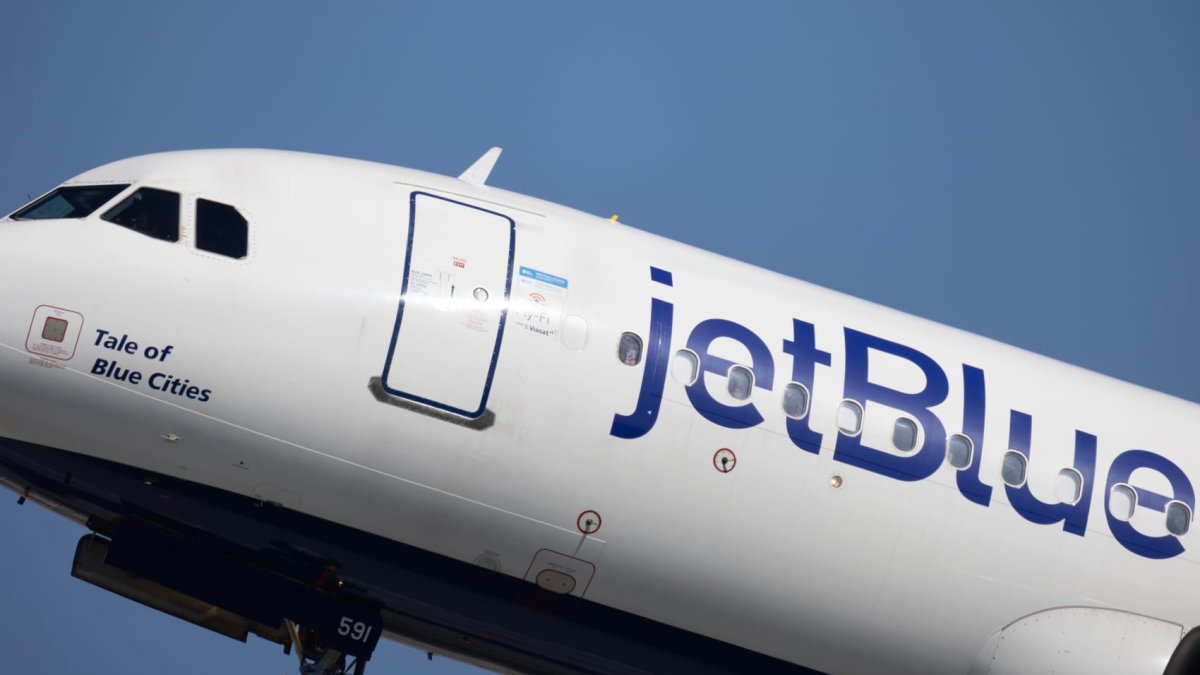 JetBlue adds more flights, launches loyalty status match for former Spirit travelers – NBC 6 South Florida